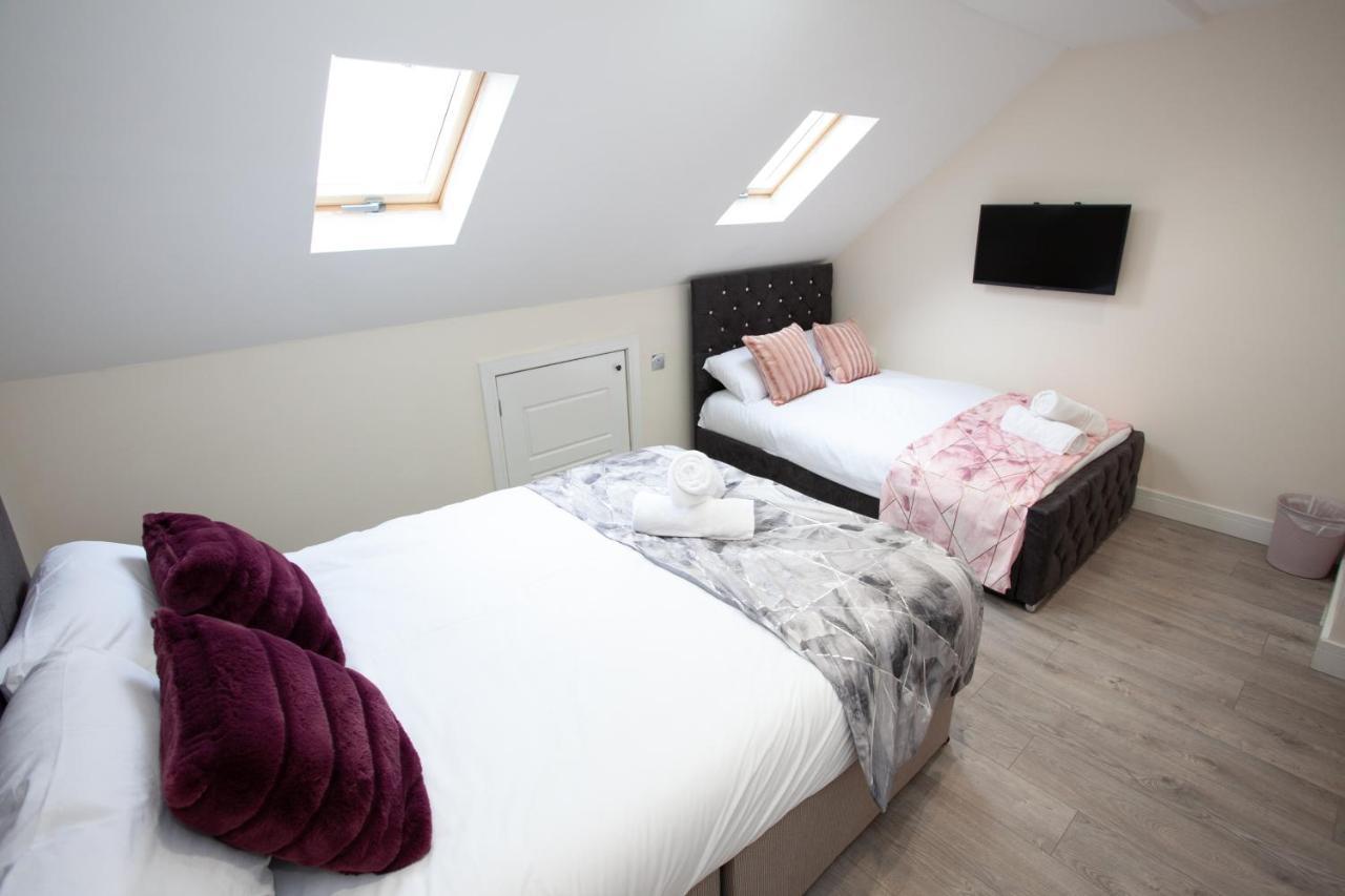 6 Bedroom House 10Min Drive From City Centre Manchester Kültér fotó